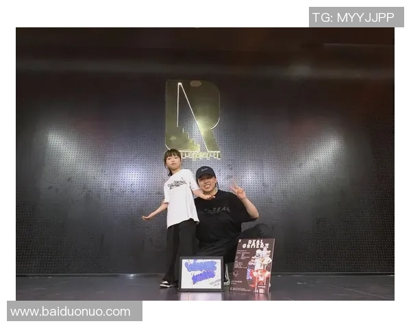 北京街舞队的反击之路：荣耀与挑战并存的舞台故事